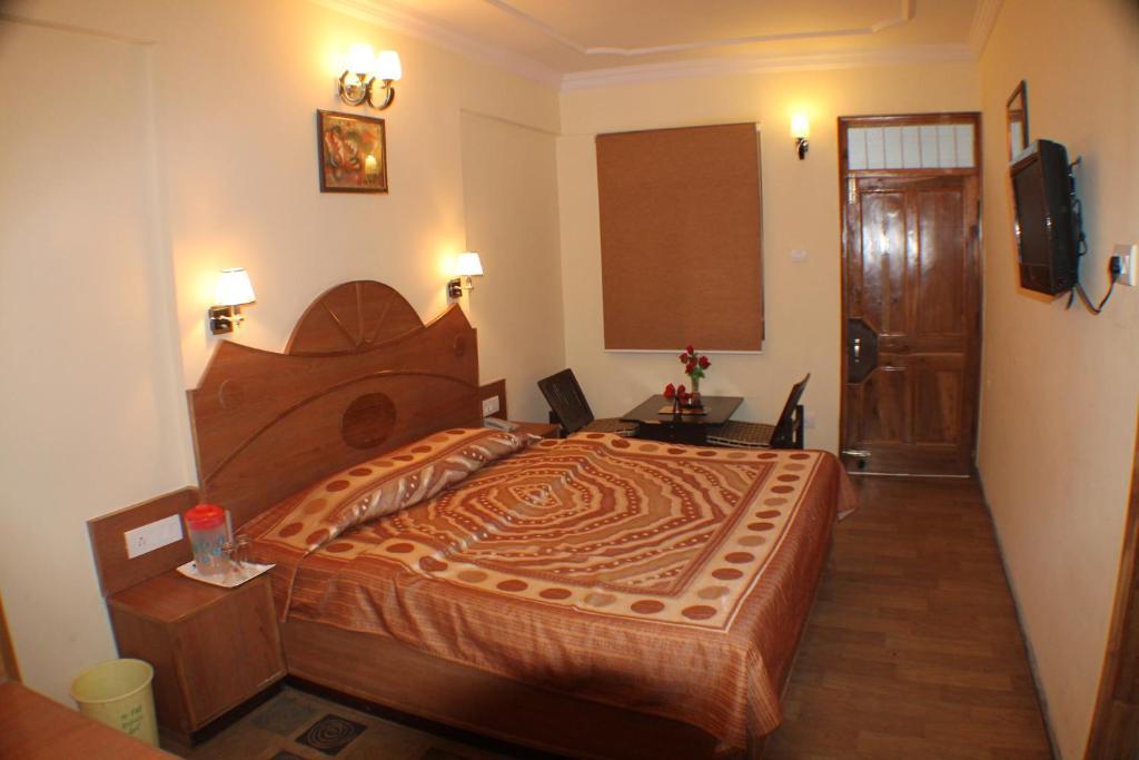 Hotel Prestige Shimla Rom bilde